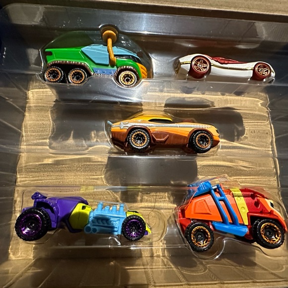 Hot wheels sweet set like new !!!!! Serious offers thanks Mike - Picture 7 of 7